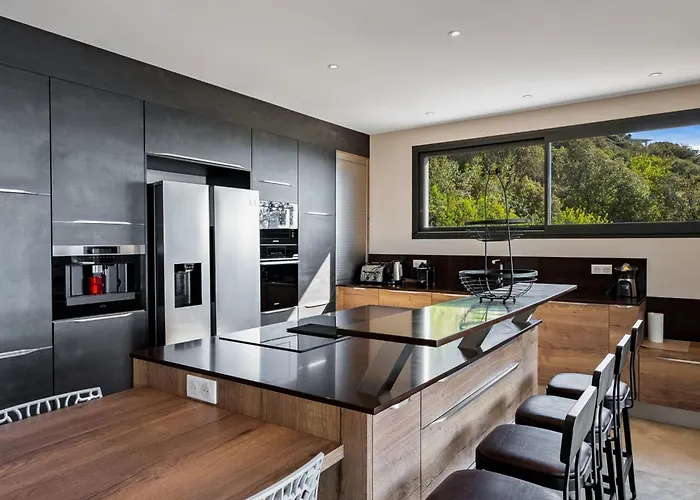 By Sea * Grosseto-Prugna