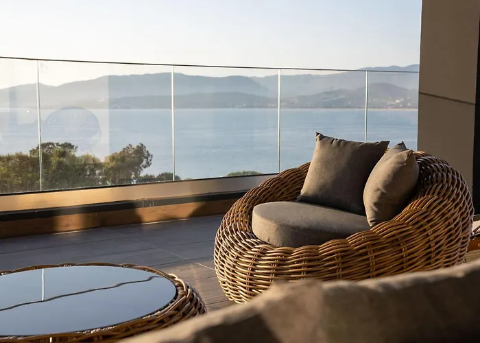 By Sea * Grosseto-Prugna